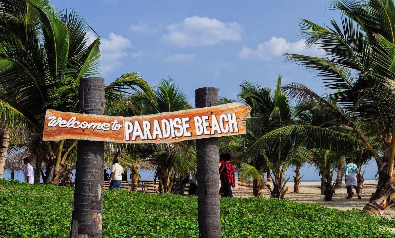 welcome board of the paradise beach in pondicherry