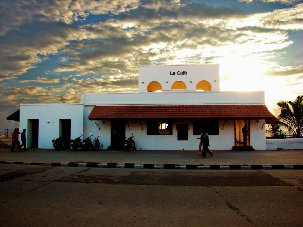 Le Cafe Mahabalipuram from pondicherry